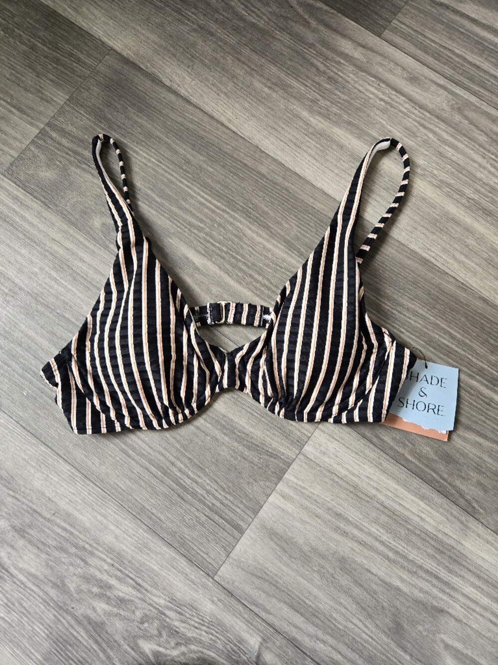 Shade & Shore Black and White Striped Underwire Bikini Top Size 36B